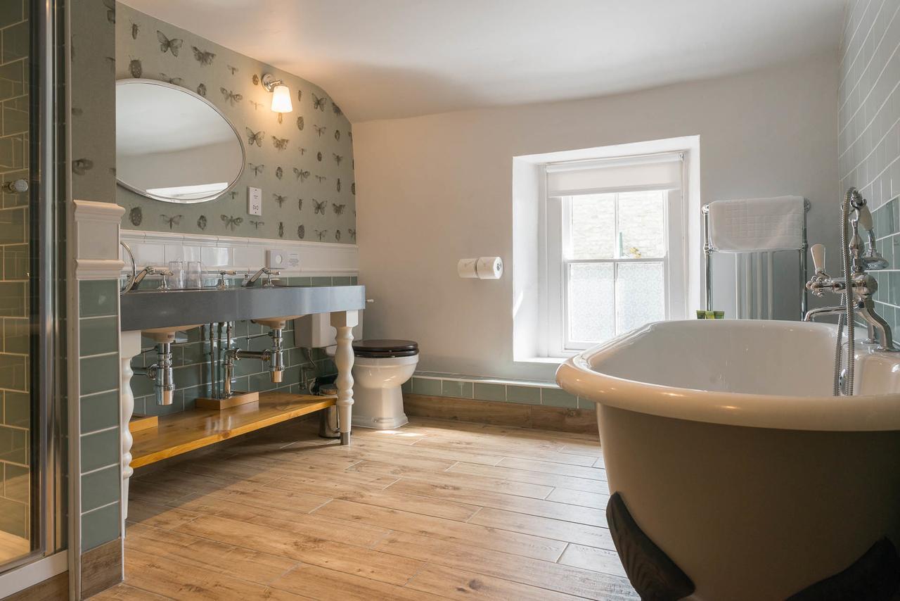 The Horse And Farrier Inn And The Salutation Inn Threlkeld Keswick Екстериор снимка